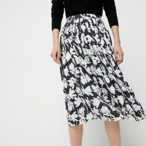 NWT, J Crew Pleated Midi Skirt in Shadow Floral, Size 8 Petite